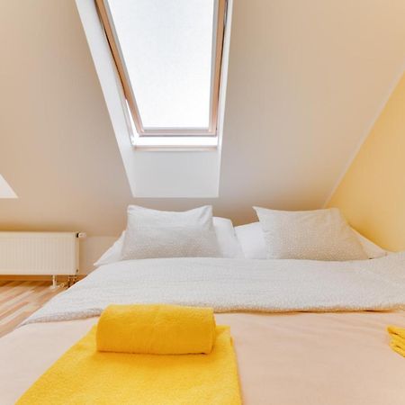 Jane'S Charming Apartment ปราก ภายนอก รูปภาพ